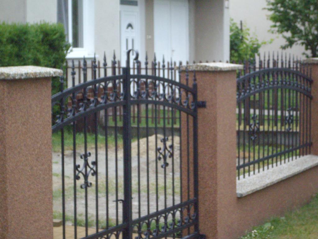 Kované ploty - kovaný plot